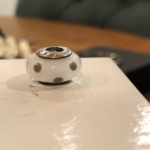 Pandora glass bead (white)